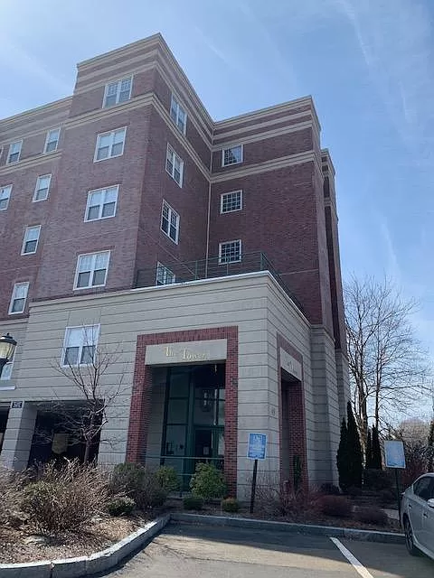 49 Rose St, Unit 308 in Branford, CT - Building Photo