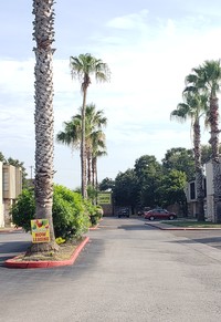 University Square Apartments photo'