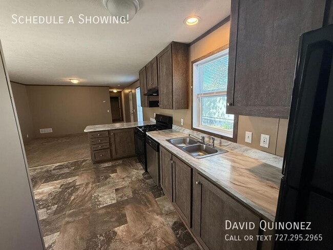 property at 5820 Alta Vista Ct