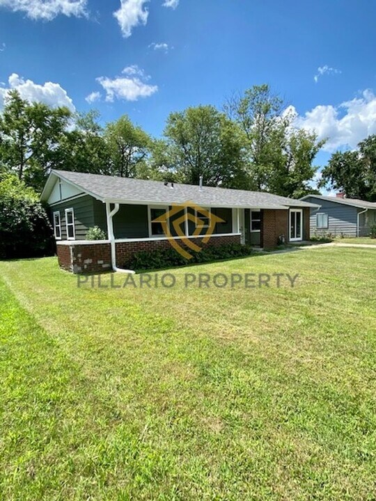 5451 E 41st St in Indianapolis, IN - Building Photo