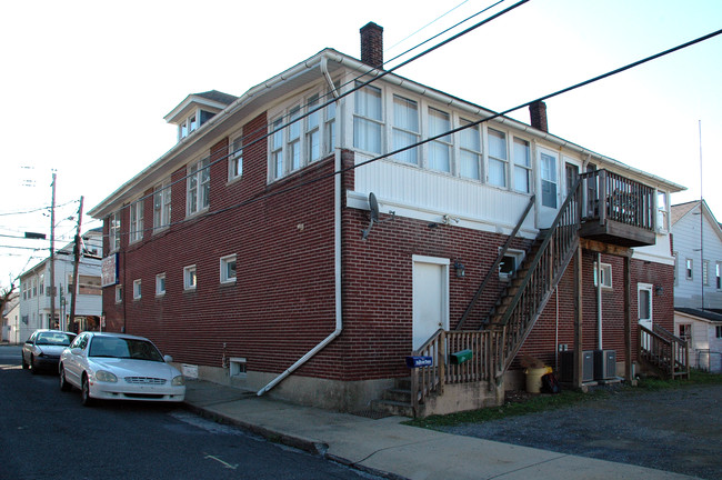 100 Old Route 115 in Wind Gap, PA - Foto de edificio - Building Photo