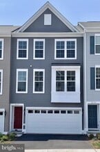 8177 Agnes Ln in Manassas, VA - Building Photo - Building Photo