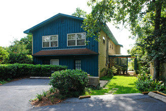 1415 Mccauley Rd in Tallahassee, FL - Building Photo - Building Photo