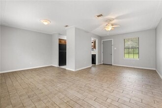 2624 Arc Rd in Mobile, AL - Foto de edificio - Building Photo