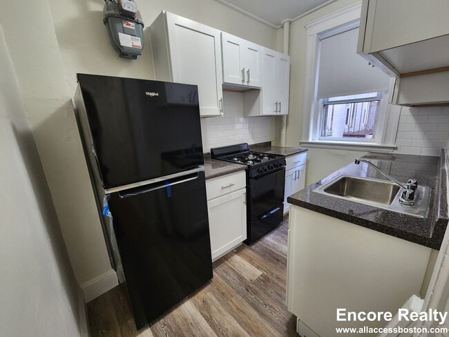 2 Ipswich St, Unit 17