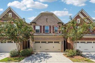2039 Teagen Ct in Lawrenceville, GA - Building Photo