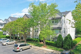 Waterford Place in Greensboro, NC - Building Photo - Building Photo