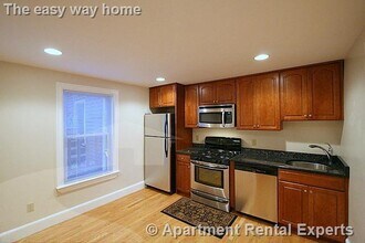 429 Franklin St, Unit #1L in Cambridge, MA - Building Photo - Building Photo