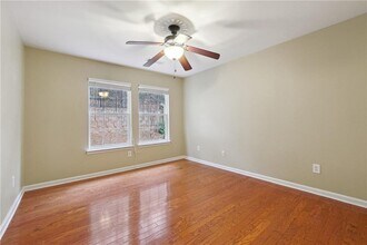 3050 Centerglen Ln in Cumming, GA - Building Photo - Building Photo