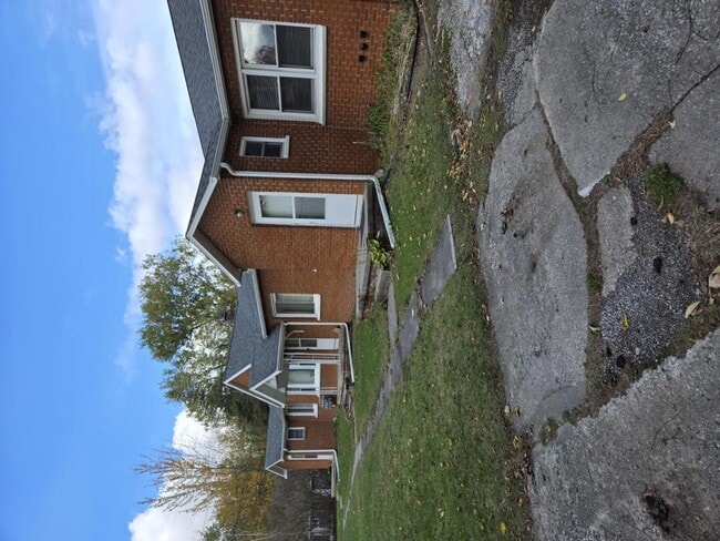 property at 1364 W Midland Rd