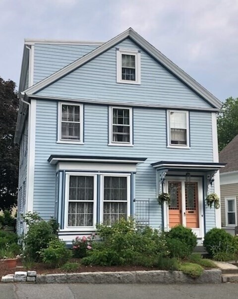 20 King St in Rockport, MA - Building Photo