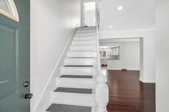 12 Broadway St in Westford, MA - Building Photo - Building Photo