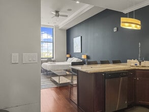 1433 N 5th St in Philadelphia, PA - Foto de edificio - Building Photo