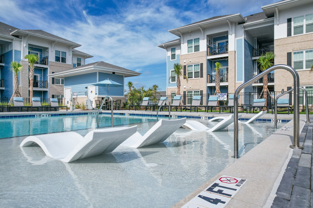 The Banks at Bridgewater in Little River, SC - Foto de edificio