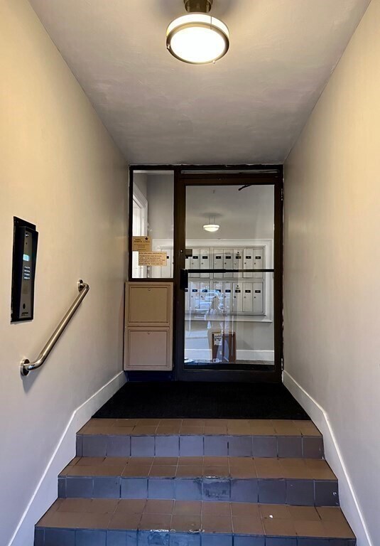 5 Commonwealth Ave, Unit #1 in Boston, MA - Building Photo - Building Photo