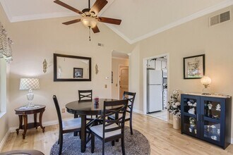 5320 Oakleaf Point in San Diego, CA - Building Photo - Building Photo