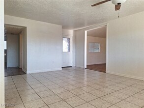 4313 Nolan Ln in Las Vegas, NV - Building Photo - Building Photo