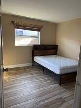 4637 35th Ave N in St. Petersburg, FL - Building Photo - Building Photo