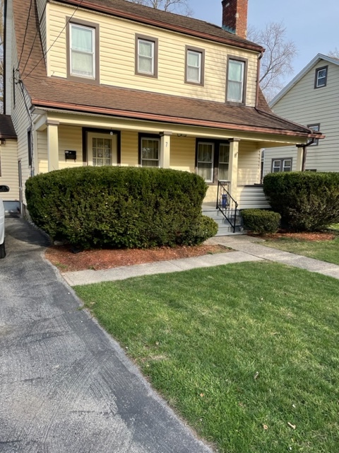 7 Cedar Ave in Poughkeepsie, NY - Building Photo