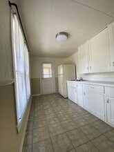 1247 Quarry Ave NW, Unit Apt 2 in Grand Rapids, MI - Foto de edificio - Building Photo