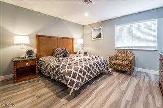 3955 Savoy Ct in Las Vegas, NV - Building Photo - Building Photo