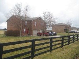2204-2208 Todd Ln in Richmond, KY - Building Photo