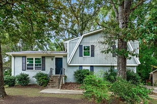 2948 Medina Dr in Jonesboro, GA - Building Photo