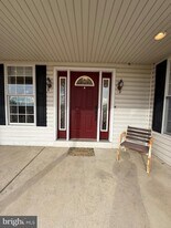 3312 Catlett Rd in Midland, VA - Building Photo