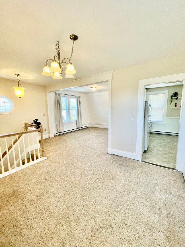 28 Kenwood Ave, Unit 28