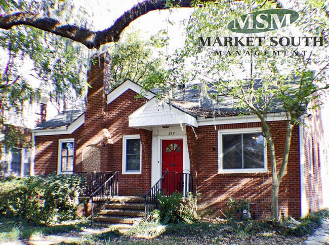 property at 212 E 46th St