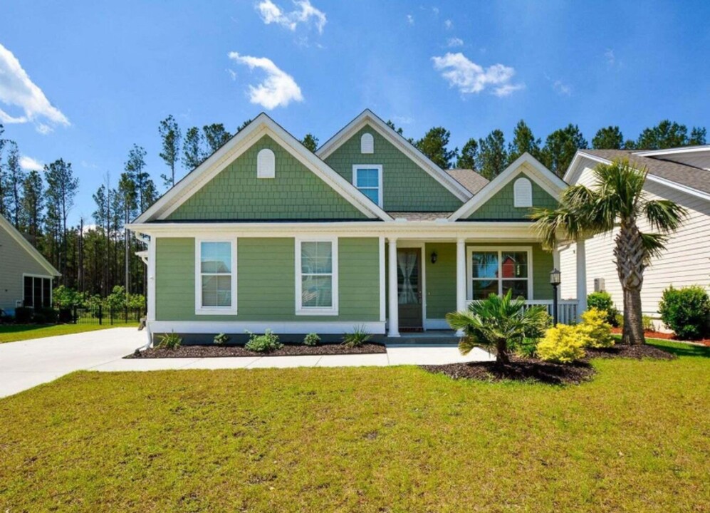 245 Calm Water Way in Summerville, SC - Building Photo