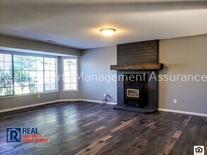 1400 NE 14th Ave in Hillsboro, OR - Building Photo - Building Photo