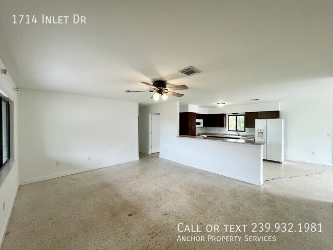 1714 Inlet Dr in North Fort Myers, FL - Building Photo - Building Photo