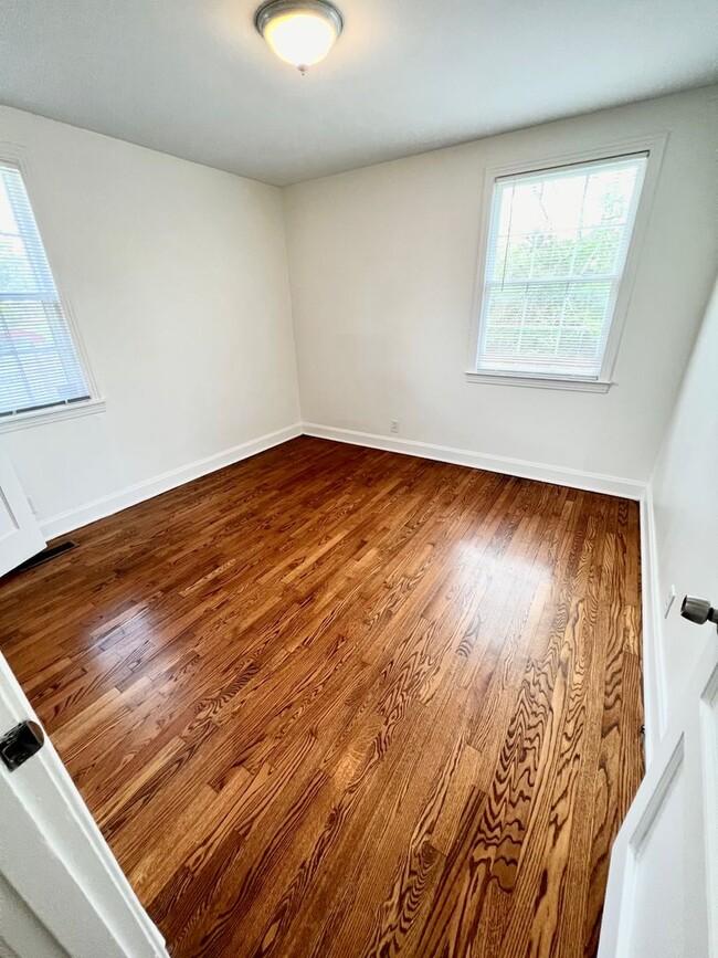 property at 1123 Gibson Dr