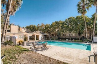 1019 Dornajo Way, Unit 162 in Sacramento, CA - Building Photo