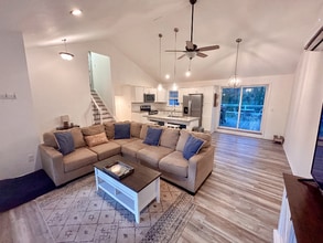 212 Warington St in Summerville, SC - Building Photo - Building Photo