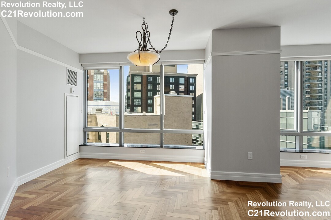 1 Avery St, Unit 14 in Boston, MA - Building Photo