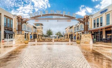 17507 S Summit Canyon Dr in Houston, TX - Foto de edificio - Building Photo