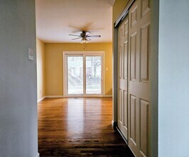 16 Brookview Dr in Lititz, PA - Foto de edificio - Building Photo