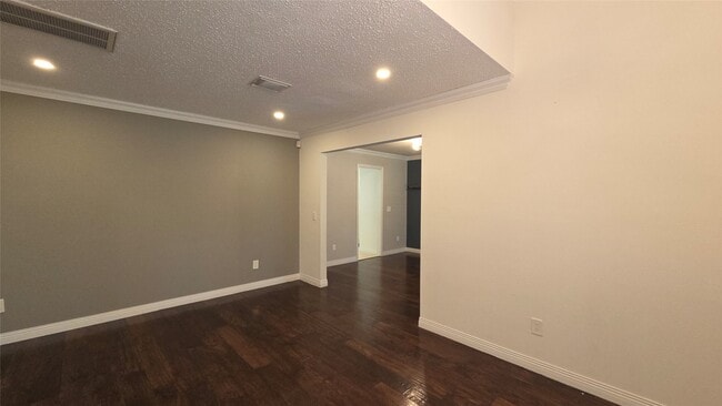 property at 54 Thorn Berry Pl