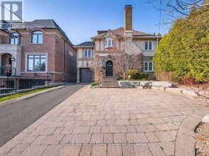 446 Glencairn Ave in Toronto, ON - Building Photo - Building Photo