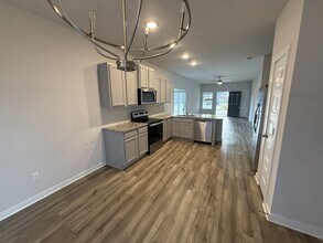 7253 Owen Park Cir in Mc Calla, AL - Building Photo - Building Photo