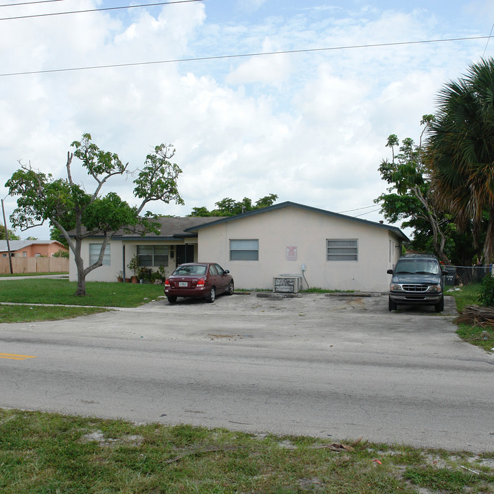 1500 NW 58th Ter in Fort Lauderdale, FL - Building Photo