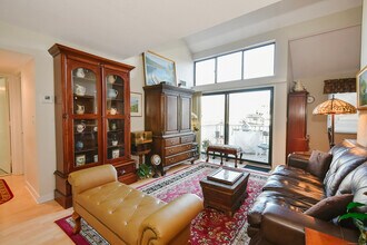 37 Brookwood Dr in Rocky Hill, CT - Building Photo - Building Photo