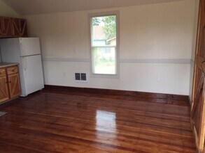 2104 S Pearl St in Centralia, WA - Building Photo - Building Photo