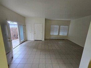 1520 S 55th St in Richmond, CA - Building Photo - Building Photo