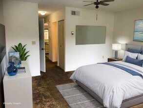 2649 Surrey Ct in Kissimmee, FL - Building Photo - Building Photo