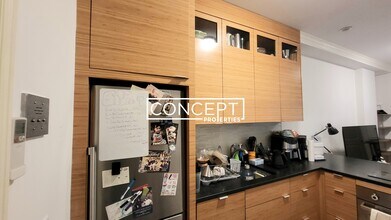 98 Myrtle St in Boston, MA - Building Photo - Building Photo