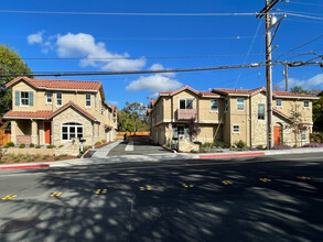 Coral Homes Duplexes in Walnut Creek, CA - Building Photo - Building Photo