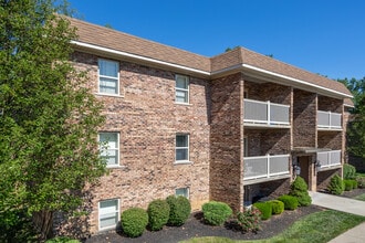 Grace Court in Fort Mitchell, KY - Foto de edificio - Building Photo